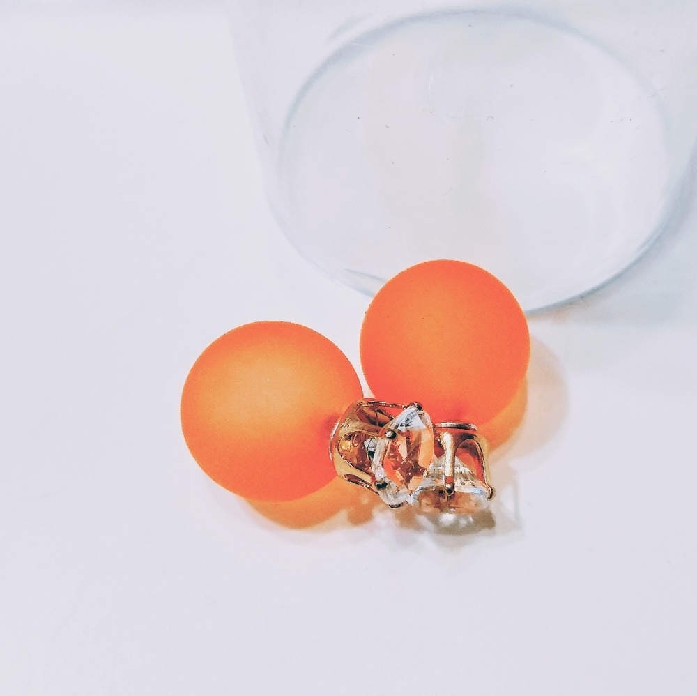 ‼️Opaque orange ball studs
